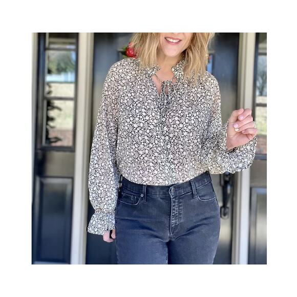 Floral Ruffled Top - Picture 2 of 3